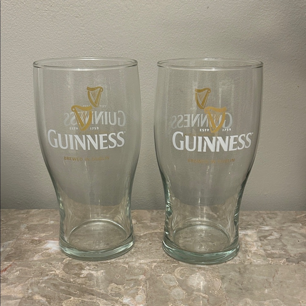Guinness Clear Pint Glasses with Gold Harp Logo - Set of 2